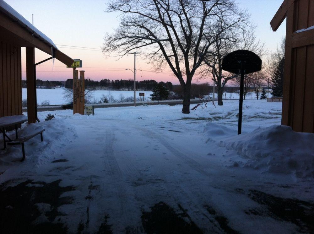 Timber Inn Motel Phillips Buitenkant foto