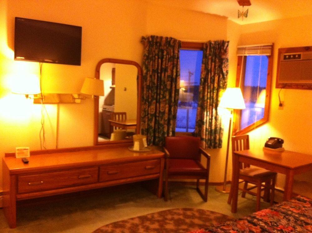 Timber Inn Motel Phillips Buitenkant foto